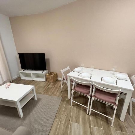 Apartamenticos Libertad I Zaragoza Ngoại thất bức ảnh