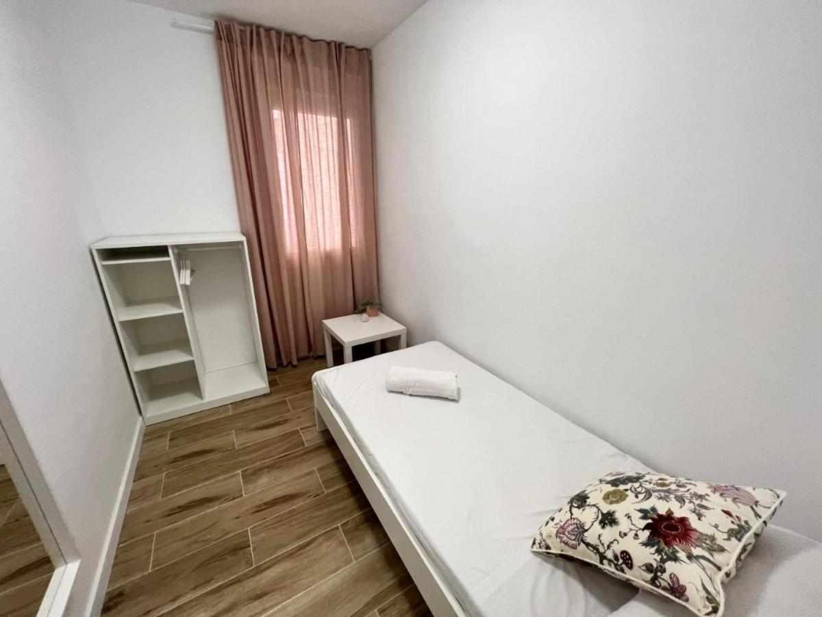 Apartamenticos Libertad I Zaragoza Ngoại thất bức ảnh